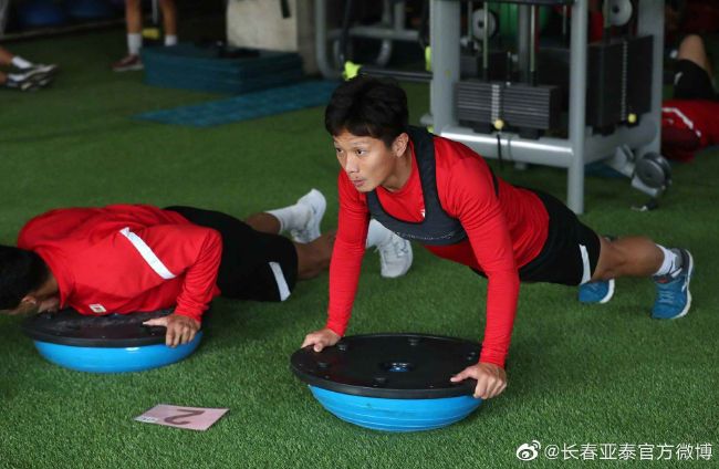 李特和罗斯曼报道说电视上宣扬官方要服从法律的腔调，这些年来，警察也和我们每个人一样常犯错误，再说，就算是好警察今天也不得不听命于腐败的法律体系。